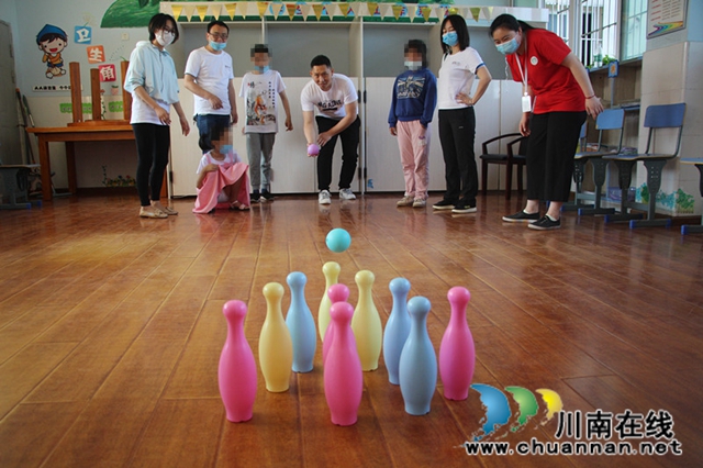 龙马潭区特殊教育学校接受爱心捐赠(图2) 龙马潭区特殊教育学校接受爱心捐赠(图2)