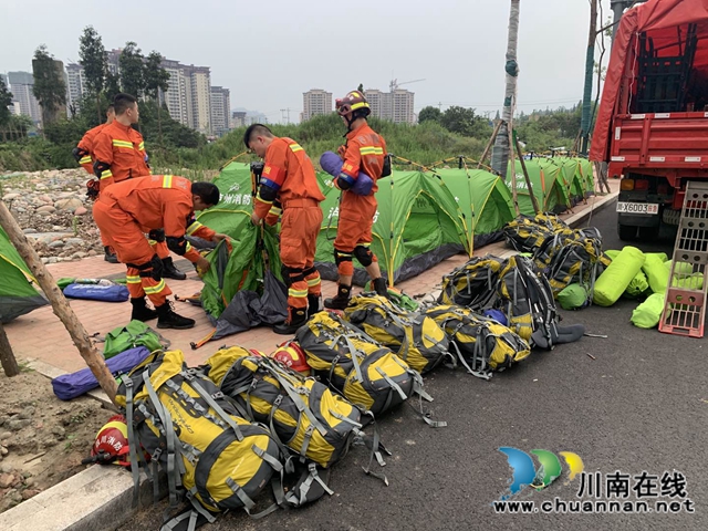 练为战！泸州消防“亮剑”地震实战拉动演练现场(图21)