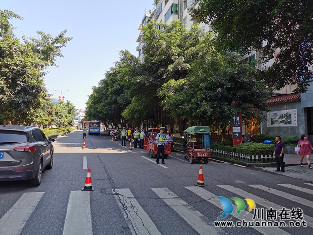 合江交警严查“一盔一带”，助力安全出行(图2)