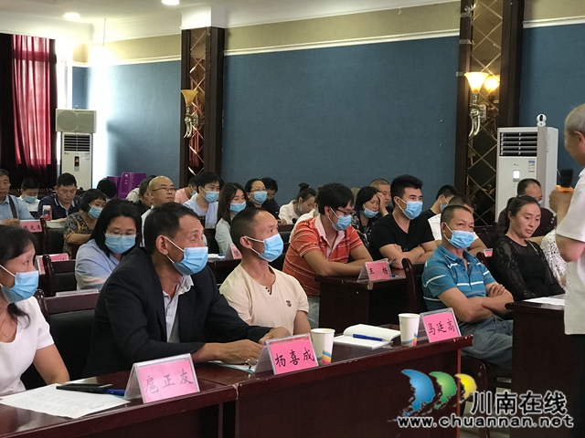 泸县：“脱产”式培训助力农民工党员返乡创业就业(图2)
