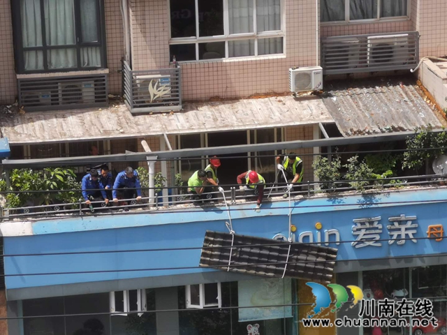 古蔺县综合行政执法局拆除违法建设：消除安全隐患  改善城市容貌(图4)