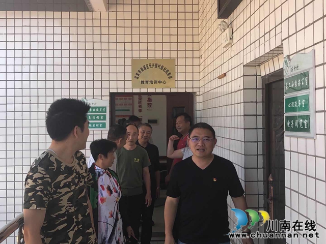 宜宾南溪区长兴镇纪委开展2020年第二季度村级纪检委员培训(图1)