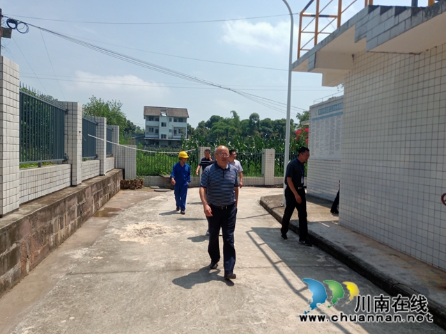 张文杰到泸县立石镇督导生态环保和雨污分流工作(图1)