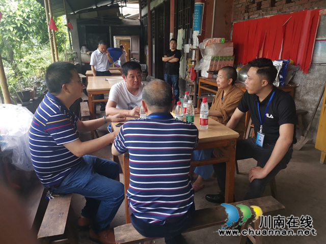 江阳区茜草街道到漏洞子观音阁排查安全隐患(图1)