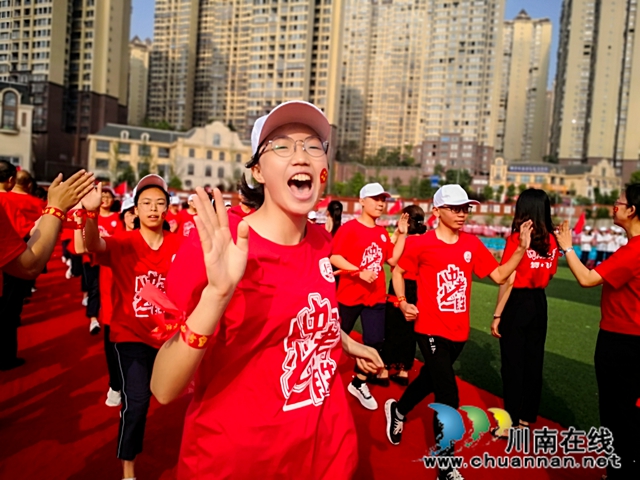 泸州十二中举行中考誓师大会(图5)