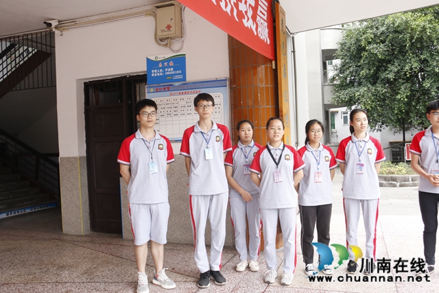 合江中学喜迎省级文明校园复检验收(图3)