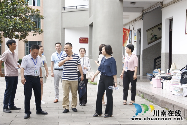 合江中学喜迎省级文明校园复检验收(图2)