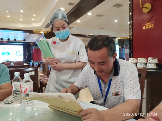 泸州：把食品经营安全风险隐患遏制在源头(图3)