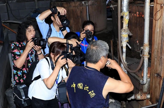 【聚焦】泸州白酒文化“巡香之旅”启航┃“大兵团作战”寻找“影”酒艺术封面大片 （009期）(图19)