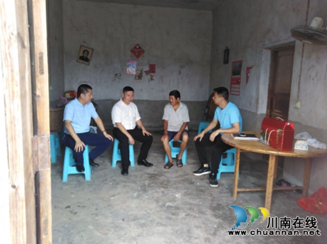 杨双全率队到泸县玉蟾街道督导脱贫攻坚工作(图1)