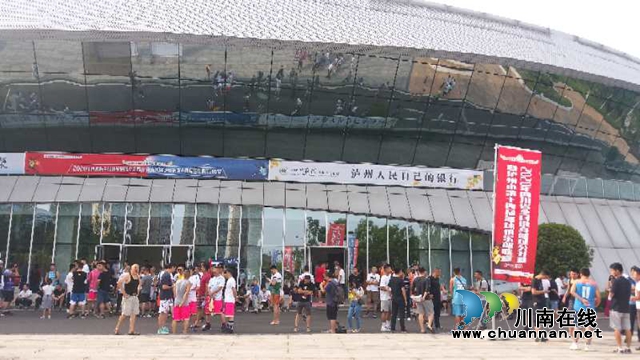 泸州的"CBA联赛"开赛了！172场精彩比赛让你看个够！(图1)