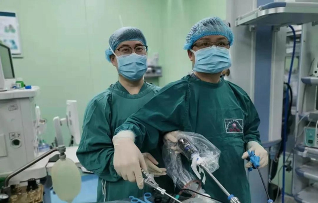 【厉害】指甲盖大小手术切口治疗疝气！(图4)