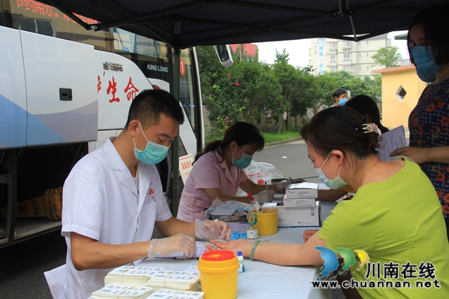 泸县云龙镇：无偿献血，传递大爱(图4)