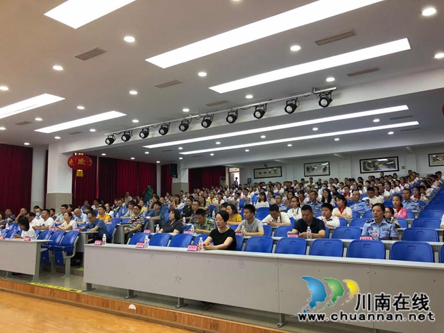 合江县开展禁毒宣传月活动(图2) 合江县开展禁毒宣传月活动(图2)