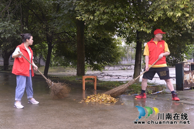 泸县建校开展“我爱建校，我为龙城校区建设做贡献”主题党日活动(图11)