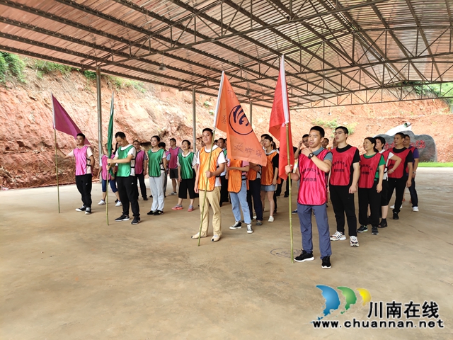 龙马潭区综合行政执法局：精心开展“庆七一，永远跟党走”主题党员日活动(图2)