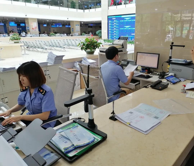 泸州“企业‘套餐式’注销服务模式”将在全国推广(图1) 泸州“企业‘套餐式’注销服务模式”将在全国推广(图1)