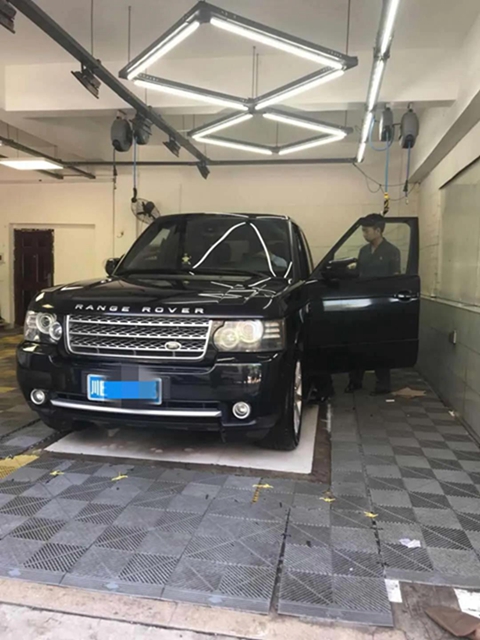 泸州一女子开豪车揣巨款 被江阳法院执行干警当场“拿下”！(图4)