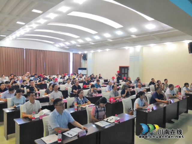 泸州市文艺创作骨干到合江开展荔枝文艺创作采风活动(图4)
