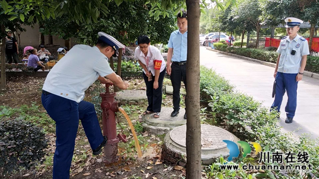 内江经开区靖民镇双雁社区开展消防安全检查，筑牢安全“防火墙”(图3)