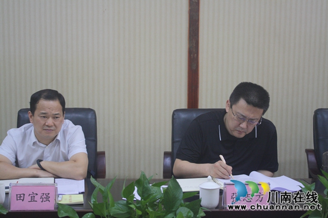 张志方率队到龙马潭区罗汉街道开展政法工作调研(图2)