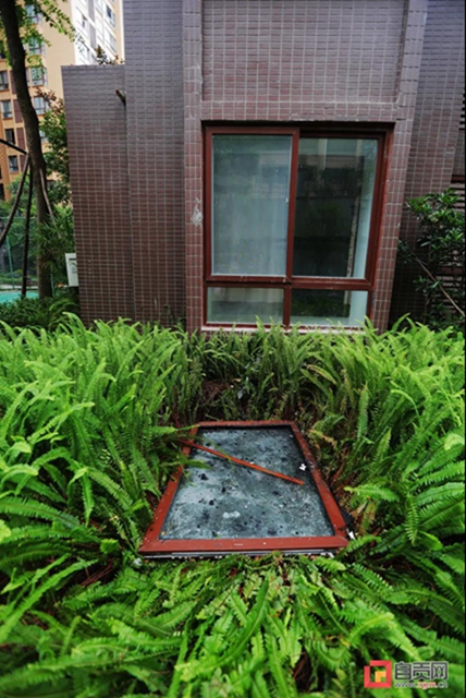 致敬！自贡一“物业小哥”冲进火场救出男童(图5)