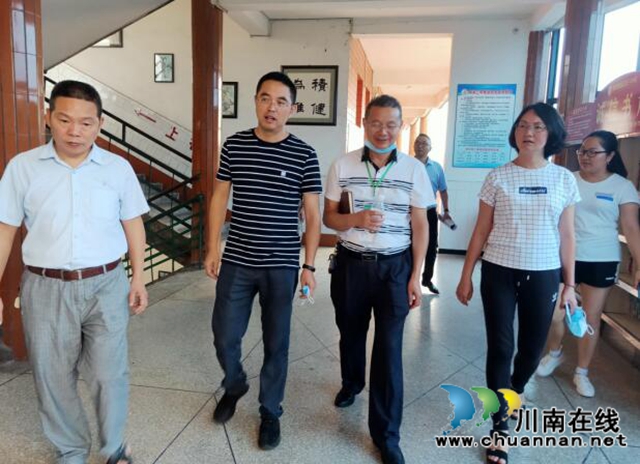 宜宾南溪区长兴镇全力保障中考期间食品安全(图1)