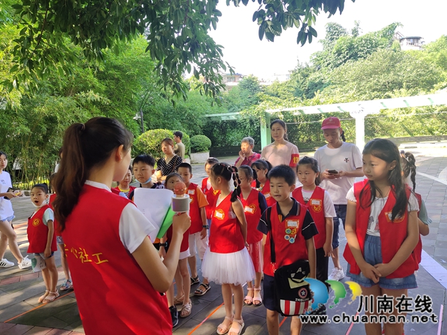 江阳区华阳街道竹苑社区开展“旧物回收 绿色江阳”文明实践活动(图1)