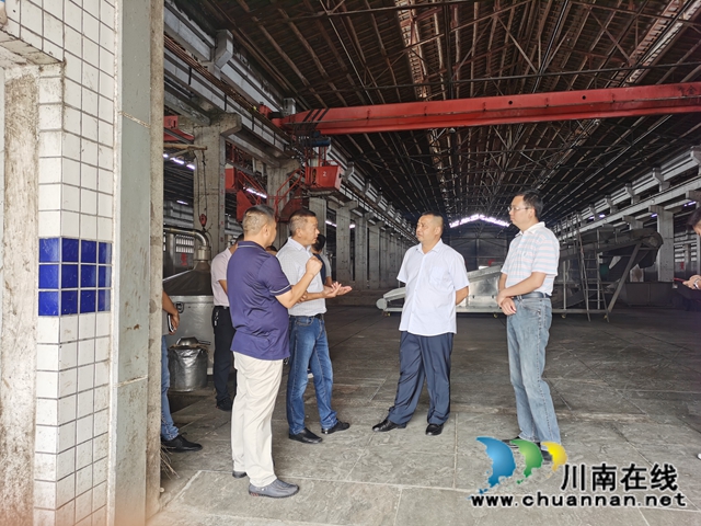 泸县政协副主席童执全到立石镇调研(图2) 泸县政协副主席童执全到立石镇调研(图2)