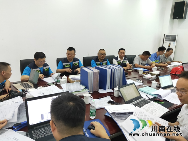 泸州市应急管理局到合江县开展“铸安2020”监管执法专项行动(图2) 泸州市应急管理局到合江县开展“铸安2020”监管执法专项行动(图2)