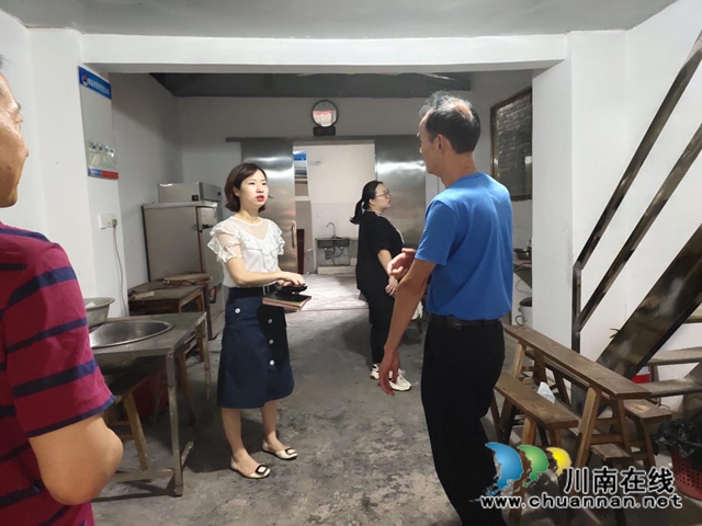 龙马潭区小市街道开展汛期宗教活动场所安全检查(图2)