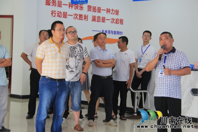 纳溪区驻村工作队到泸县云龙镇考察交流乡村振兴、集体经济发展(图1) 纳溪区驻村工作队到泸县云龙镇考察交流乡村振兴、集体经济发展(图1)