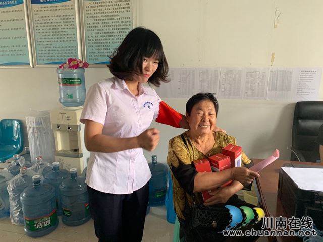 内江经开区靖民镇凉风社区开展拥军慰问活动(图2) 内江经开区靖民镇凉风社区开展拥军慰问活动(图2)