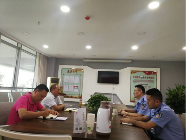 泸州：市场监管、长航公安打响联合禁渔“战”！(图2)