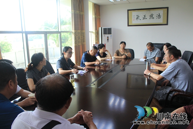 纳溪：人大代表进法庭，法律监督促公正(图2)