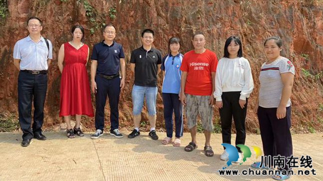 叙永一中开展暑期高一新生家访活动(图1)