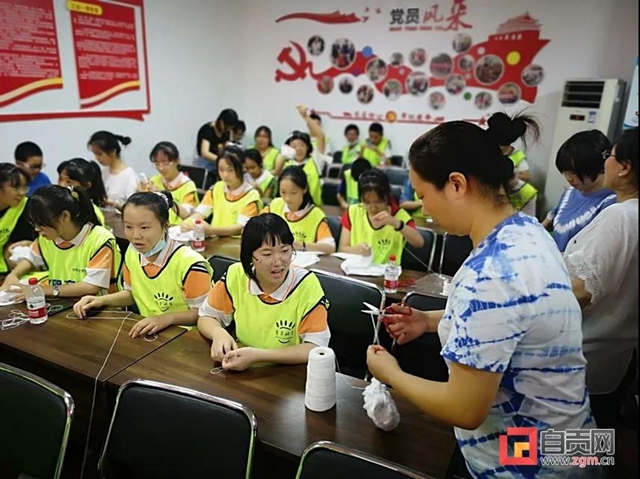 “恐龙研学游 彩灯璀璨夜”精品线路推荐一：自贡盐龙灯研学游(图10)