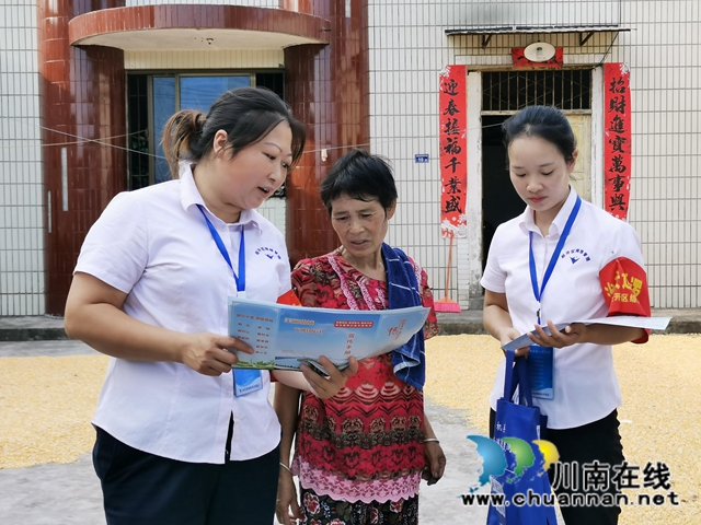 内江经开区靖民镇石马村持续宣传“创文创卫”(图1)