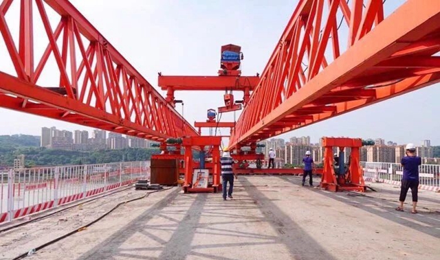 战高温 抢进度丨泸州长江大桥维修最新进展​来啦！(图8)