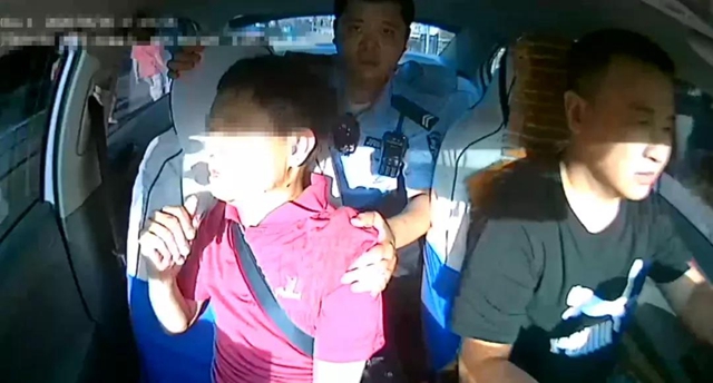 泸州出租车内某视频流出,被央视跟进……(图3) 泸州出租车内某视频流出,被央视跟进……(图3)
