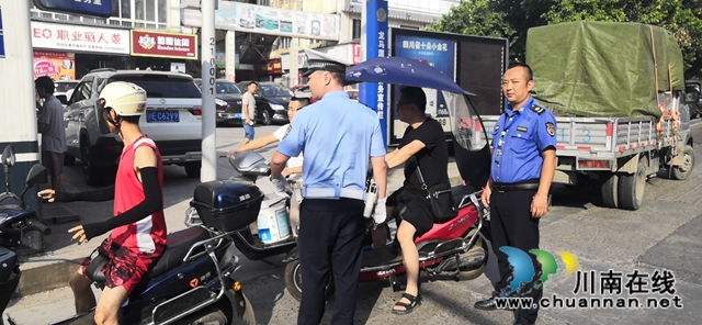 龙马潭区小市街道开展文明城市建设专项整治行动(图1)