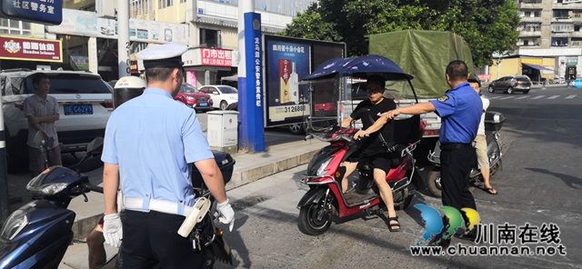 龙马潭区小市街道开展文明城市建设专项整治行动(图2)