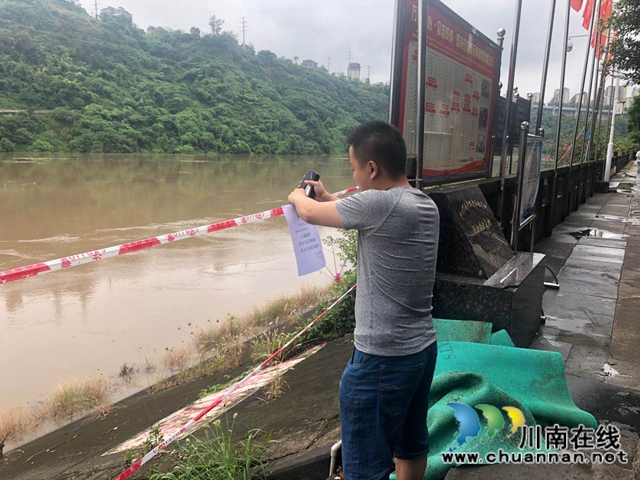 龙马潭区红星街道：严防死守 确保洪峰安全过境