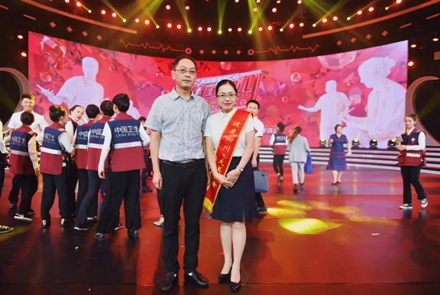 【大美医者】她用娇小的身躯点亮希望之光！(图8)