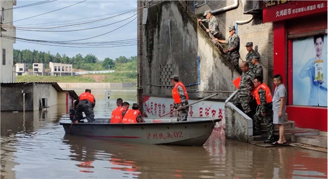 图说|龙马潭区：闻“汛”而动，彻夜坚守(图6)
