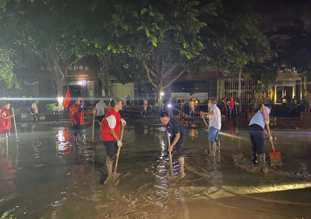 江阳区：洪峰过后开启“清淤模式”(图3)