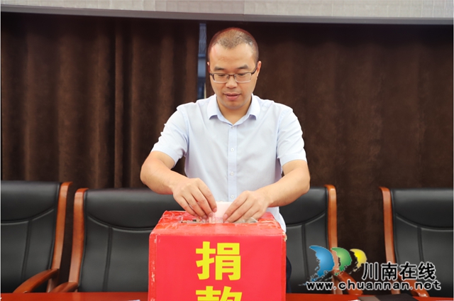 泸县玉蟾街道开展“栋梁工程”捐资助学活动(图2)