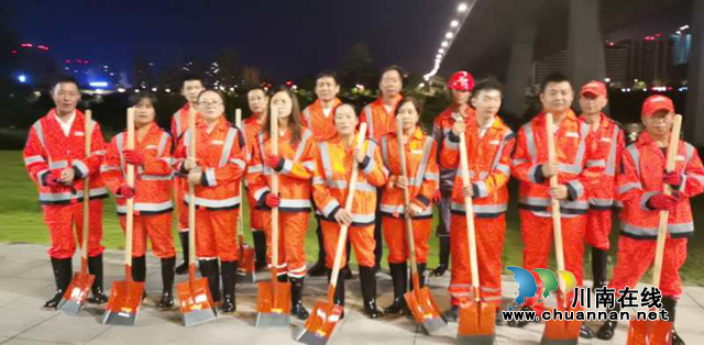 龙马潭区综合行政执法局：防汛抗洪担使命，筑牢安全 “防护墙”