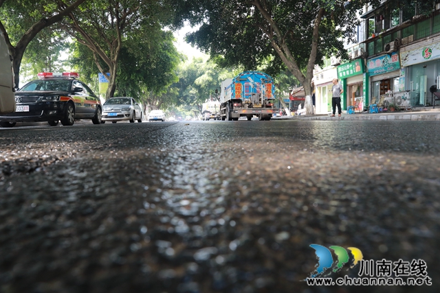 龙马潭：洪水退去 生产生活正有序恢复(图2)