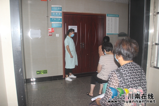 泸县云龙镇开展农村妇女免费“两癌”筛查工作(图2)